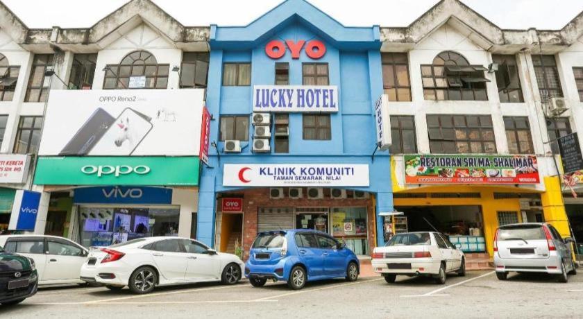 Oyo 89406 Lucky Budget Hotel Nilai Exterior photo